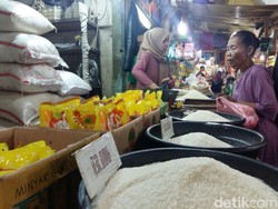 Sudah Musim Panen Raya, Harga Beras Belum Turun