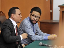 Gugatan Cerai Suami Ditolak Hakim, Bagaimana Rumah Tangga Cathy Sharon?