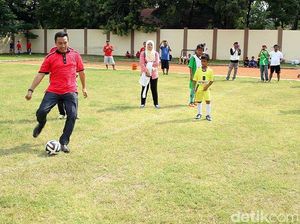 Kemenpora Gelar Turnamen Sepak Bola Usia Muda