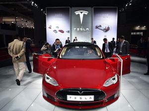 Benarkah Mobil Listrik Hasilkan Emisi Setara Mobil Bensin?