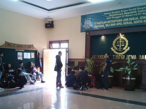 2 Terdakwa Korupsi BPJS Subang Diperiksa KPK Terkait Penangkapan Jaksa