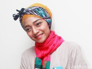 Gaya Hijab Turban ala Marsha Chikita Fawzi
