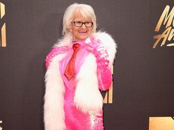 5 Selebriti Berbusana Terburuk di MTV Movie Awards 2016