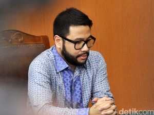 Perceraian Cathy Sharon dan Eka Kusuma Ditolak Perceraian Cathy Sharon dan Eka Kusuma Ditolak