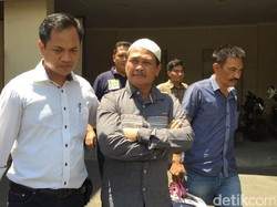 Begini Penampakan Daeng Aziz Terkini Saat Dikawal  ke Kejaksaan