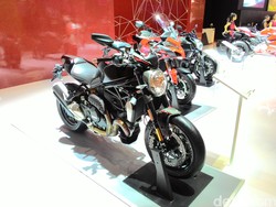 5 Motor Seharga Mobil Mewah di IIMS 2016