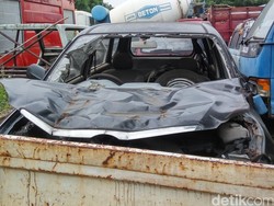 Melacak Mobil Maut Afriyani di Rumah Penyimpanan Barang Sitaan