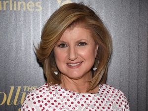 Dari Teh Sampai iPhone, Intip isi Tas Gucci Milik Bos Huffington Post