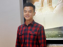 Lakukan Adegan Laga Barongsai, Punggung Dion Wiyoko Keseleo