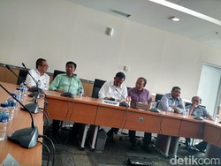 Raperda Reklamasi Distop, DPRD DKI Masalahkan Izin yang Diterbitkan Ahok
