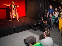 Tari Topeng Klana Yogyakarta Buka Pameran Seni Kontemporer di Ottawa