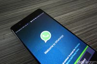 Mode Gelap WhatsApp di Android