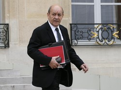 Menlu Prancis Minta Trump Tak Campuri Urusan Politik Negaranya