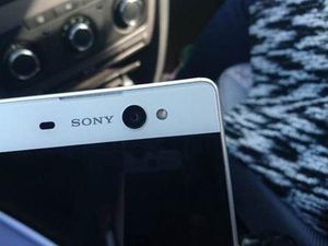 Sony Siapkan Ponsel Selfie Penantang HTC 10 Sony Siapkan Ponsel Selfie Penantang HTC 10