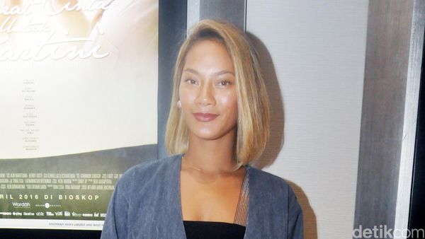 Tara Basro Berambut Pirang, Yay or Nay?