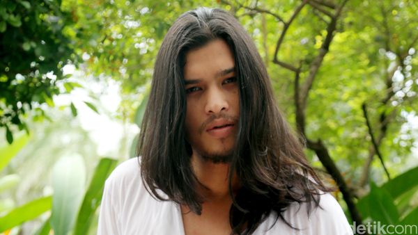 Gondrong dan Berewok, Gaya Gahar ala Virzha