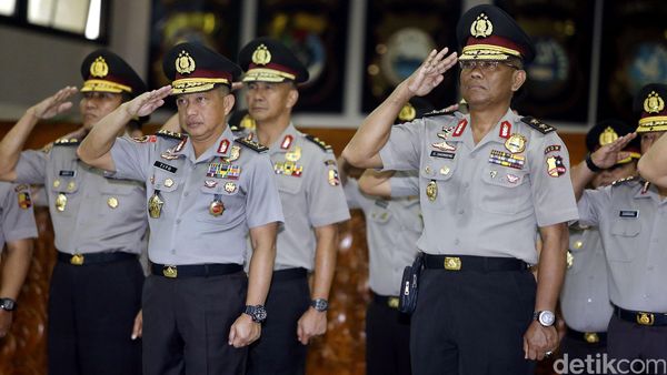 20 Pati Polri Naik Pangkat
