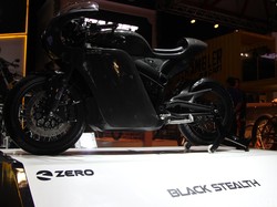 Si Siluman Hitam Motor Listrik Zero