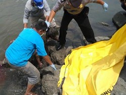 Pria asal Jawa Tengah Ditemukan Tewas Mengambang di Pelabuhan Panarukan