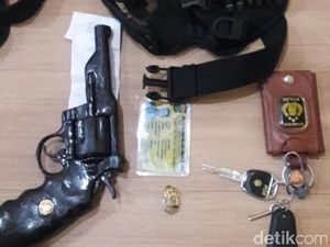 Dua Polisi Gadungan Peras Sejumlah Toko Berhasil Diringkus di Pekanbaru