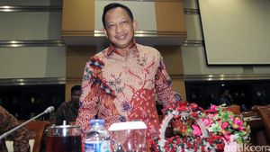 Kepala BNPT Komjen Tito Raker dengan Komisi III