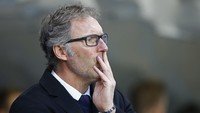 Setelah tak lagi melatih Paris St-Germain, Laurent Blanc tengah menganggur. Pernah bermain di Manchester United, Blanc tentu cocok untuk menggantikan Jose Mourinho. (Reuters/Darren Staples)