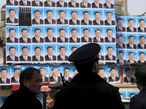 Kisah Macan, Lalat, dan Pangeran