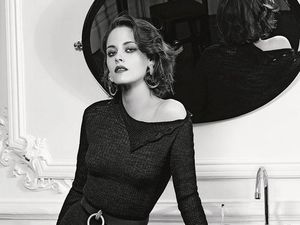 Foto: Kecantikan Misterius Kristen Stewart dalam Pemotretan Chanel