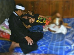 Bocah Pengidap Tumor ini Akhirnya Mau Dirawat Setelah Dibujuk Bupati Dedi