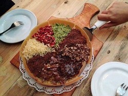 Martabak Pizza, Tampilan Baru Martabak Manis dengan Ragam Topping