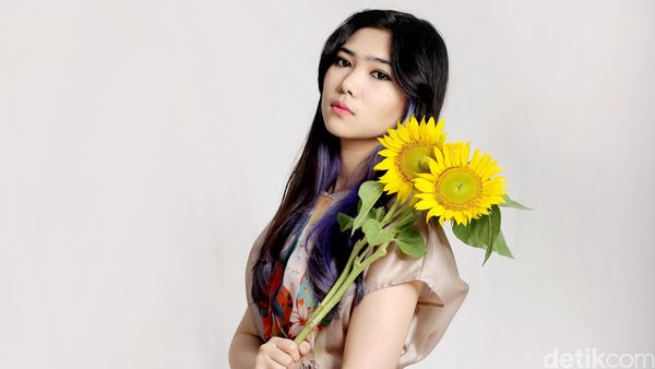 Isyana Sarasvati yang Memesona