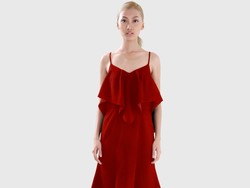 Editors Choice: Memikat dengan Variasi Dress Merah dari 5 Brand Lokal