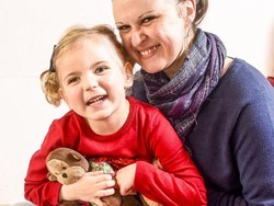 Dua Tahun Lumpuh, Rose Akhirnya Bisa Tersenyum Berkat Terapi Unik