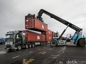 Truk Volvo Ini Mampu Tarik Muatan Seberat 750 Ton Truk Volvo Ini Mampu Tarik Muatan Seberat 750 Ton