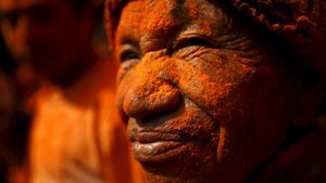 Kemeriahan Festival Sindur Jatra di Nepal