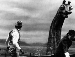 Pemburu Monster Loch Ness Temukan Bangkai Monster di Danau