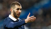 Karim Benzema sepertinya harus mengubur impian tampil bersama Prancis di turnamen besar selama Didier Deschamps masih jadi pelatih. (Getty Images Sport/Dean Mouhtaropoulos)