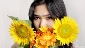 Throwback Gaya Isyana Sarasvati saat Pemotretan Celeb of The Month