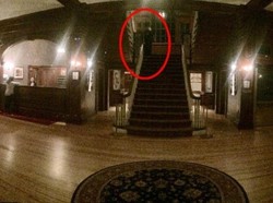 Turis Memotret Hantu di Hotel yang Terkenal Seram di AS