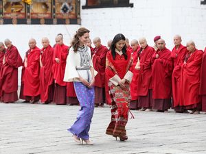 Ini Hadiah Spesial dari Kate Middleton untuk Ratu Jetsun