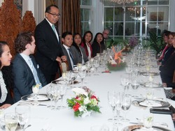 Perkuat Hubungan, Dubes Ajak Indonesianis Muda Belanda Berdialog