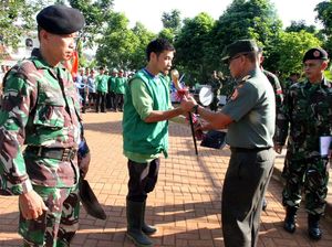 Denma Mabes TNI Gelar Karya Bakti Denma Mabes TNI Gelar Karya Bakti