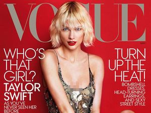 Taylor Swift Bawakan Soon Youll Get Better dengan Haru di Together at Home