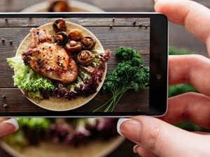 Ikuti Trik Ini Agar Ayam Panggang dan Telur Mata Sapi Jadi Photogenic