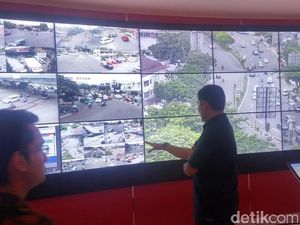 Antara War Room, Smart City, dan Obsesi Makassar Menuju Kota Dunia Antara War Room, Smart City, dan Obsesi Makassar Menuju Kota Dunia
