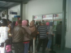 Tiket KA Ekonomi Mudik dan Balik Lebaran di Stasiun Mojokerto Ludes