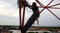 Warga Cirebon Nikmati Layanan 4G XL