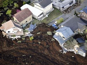Ini Penampakan Kerusakan Akibat Gempa 7 SR di Jepang
