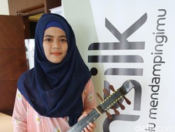 Misi Iqlima Ikut Sunsilk Hijab Hunt, Kenalkan Alat Musik Khas Banjarmasin