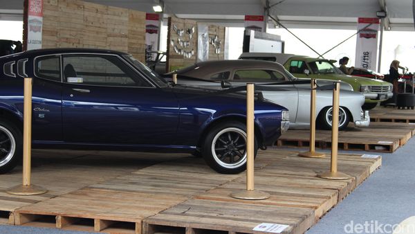 Mobil dan Motor Modif Adu Keren di IIMS